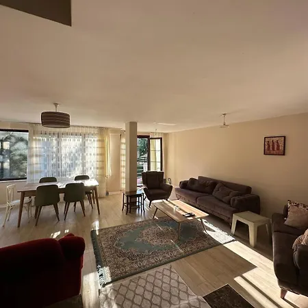 Villa For Rent 5 Minutes To The Sea